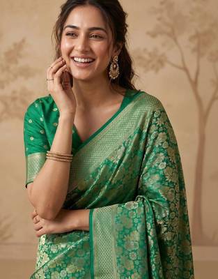 Woven design zari satin kanjeevaram saree 3