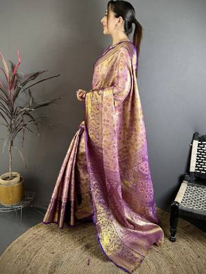 Woven design zari silk blend handloom kanjeevaram saree 3