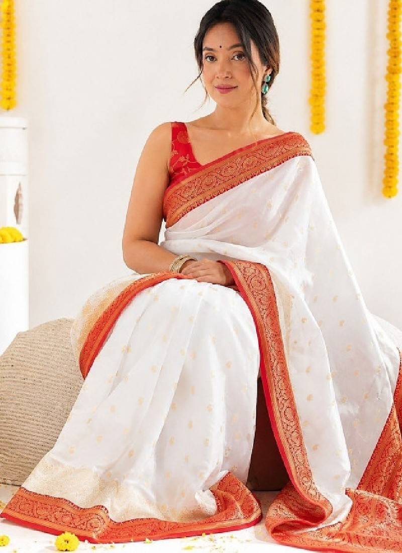 Ethnic motifs zari silk blend handloom kanjeevaram saree