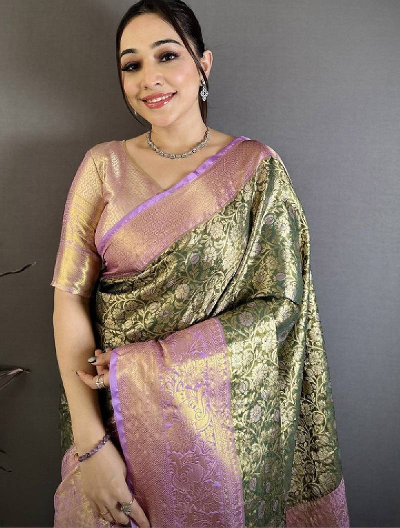 Floral zari silk blend kanjeevaram saree