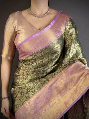 Floral zari silk blend kanjeevaram saree 4