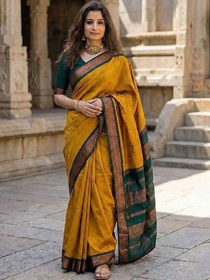 Woven design zari silk blend kanjeevaram saree 1