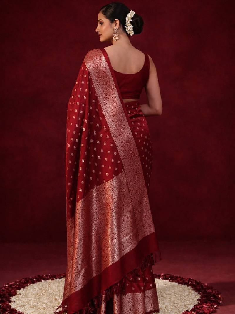 Woven design zari silk blend kanjeevaram saree