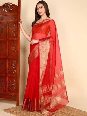 Embellished silk blend kanjeevaram saree 3