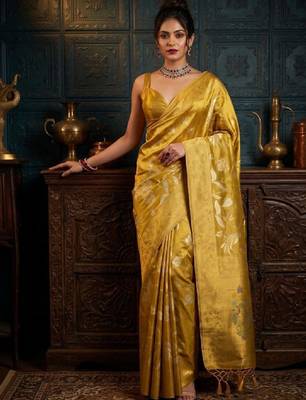 Woven design zari art silk designer kanjeevaram saree 1