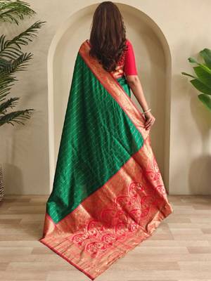 Green paithani silk zari weaving contrast blouse piece & sarees 4