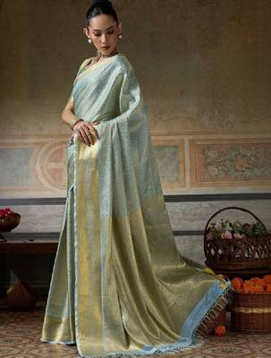 Woven design zari silk blend handloom kanjeevaram saree 2