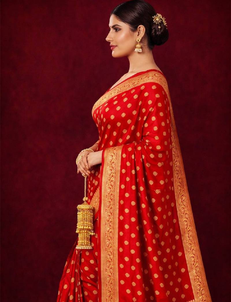 Woven design zari silk blend kanjeevaram saree