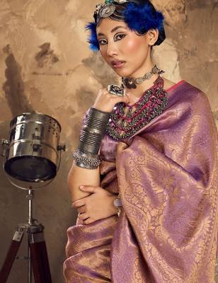Woven design kanjeevaram saree with blouse piece 2