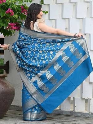 Floral zari art silk kanjeevaram saree 2