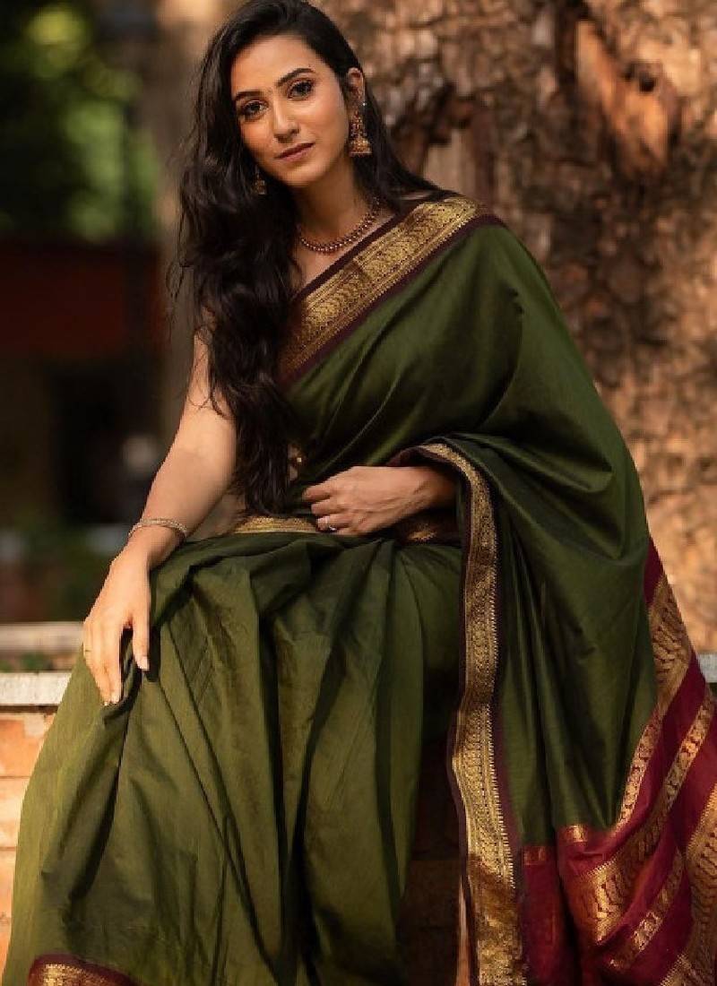 Woven design zari art silk kanjeevaram saree