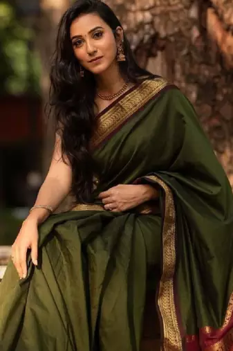 Woven design zari art silk kanjeevaram saree