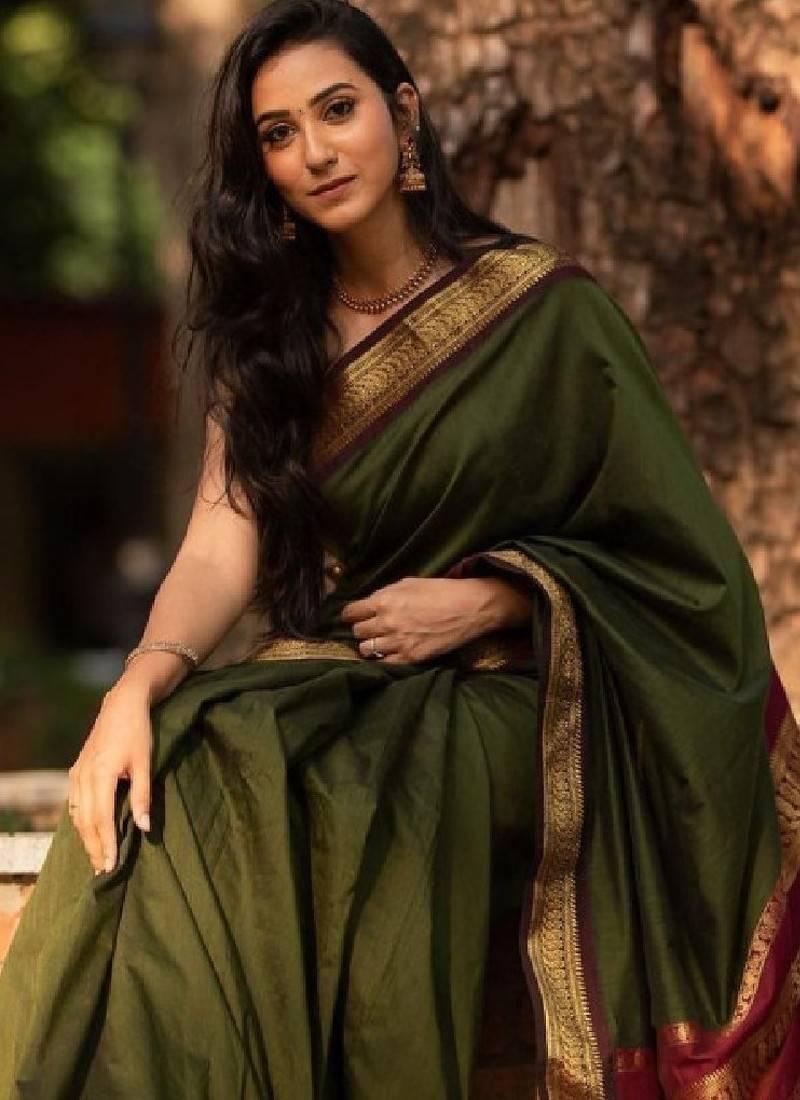 Woven design zari art silk kanjeevaram saree