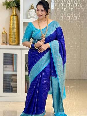 Woven design zari silk blend kanjeevaram saree 2