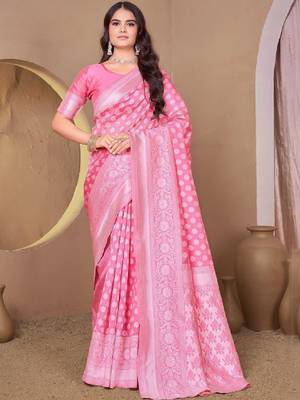 Woven design zari silk blend kanjeevaram saree 1