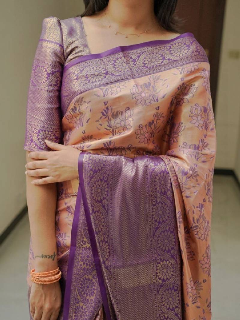 Floral zari silk blend handloom kanjeevaram saree