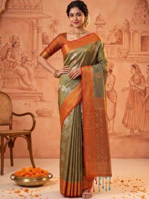 Woven design zari art silk kanjeevaram saree with blouse 4
