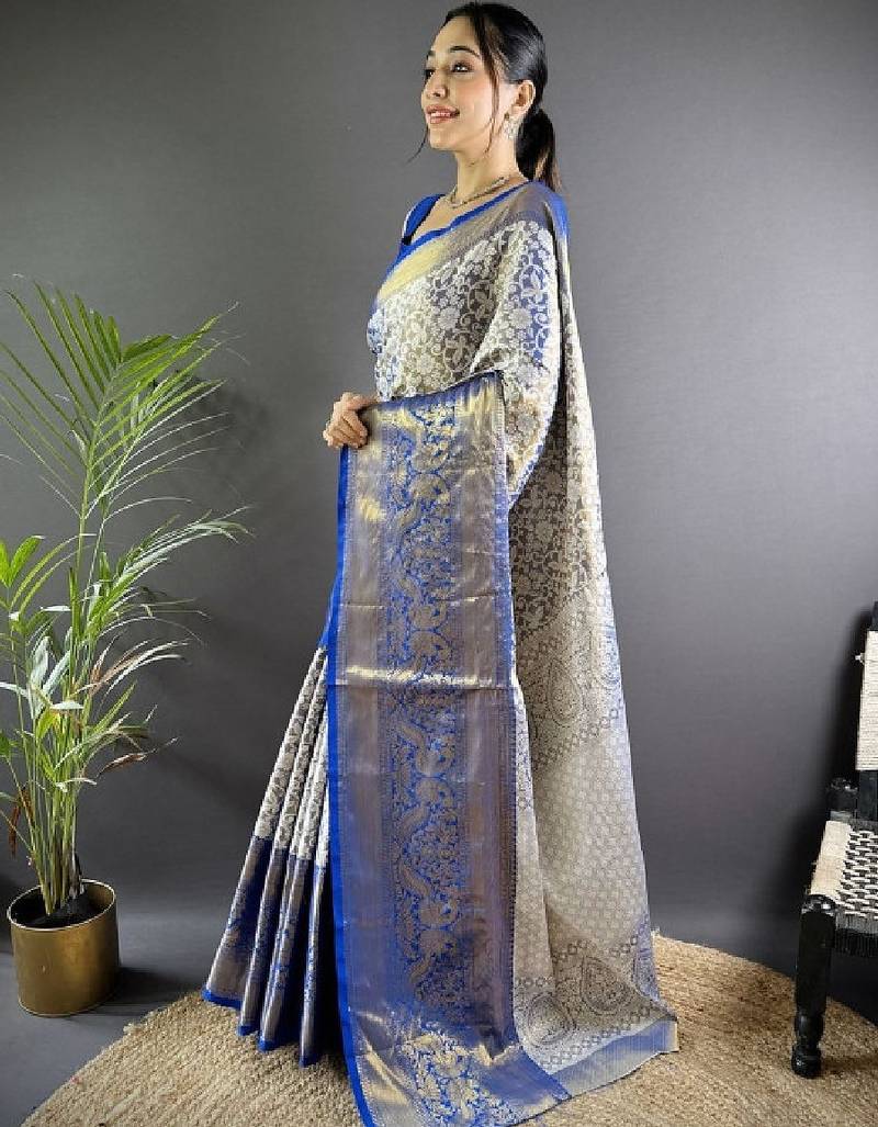 Woven design kanjeevaram sarees with unstitched blouse piece