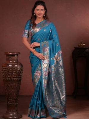 Woven design zari silk blend heavy work kanjeevaram saree 1