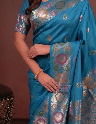Woven design zari silk blend heavy work kanjeevaram saree 3