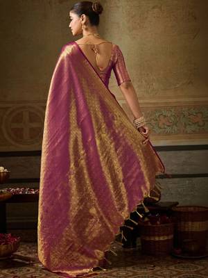 Woven design zari silk blend designer kanjeevaram saree 3