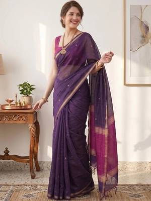 Woven design zari silk blend kanjeevaram saree 1
