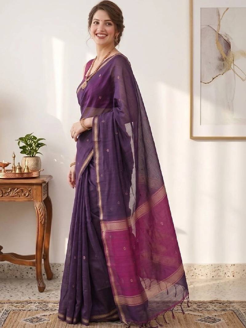 Woven design zari silk blend kanjeevaram saree