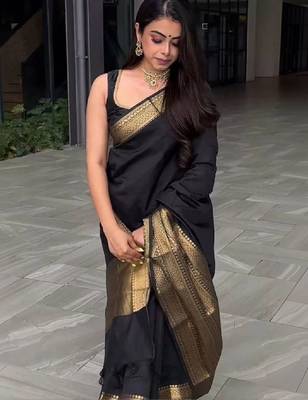 Woven design zari art silk designer kanjeevaram saree 2