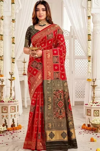 Ethnic motifs zari silk blend handloom kanjeevaram saree