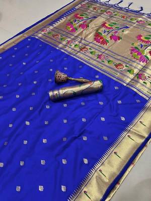 Woven design zari art silk kanjeevaram saree 4