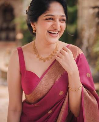 Woven design zari art silk kanjeevaram saree 2