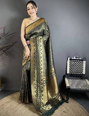 Dark green banarasi soft silk checked body floral motifs south pattu sarees 1
