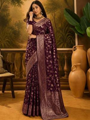Woven design zari silk blend kanjeevaram saree 1