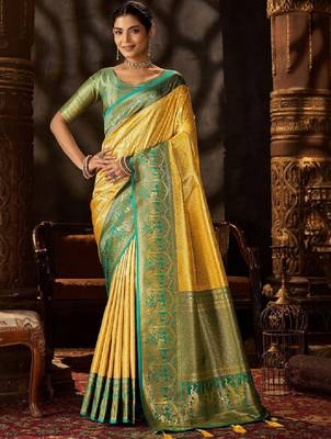 Women floral zari pure silk heavy work kanjeevaram saree 1