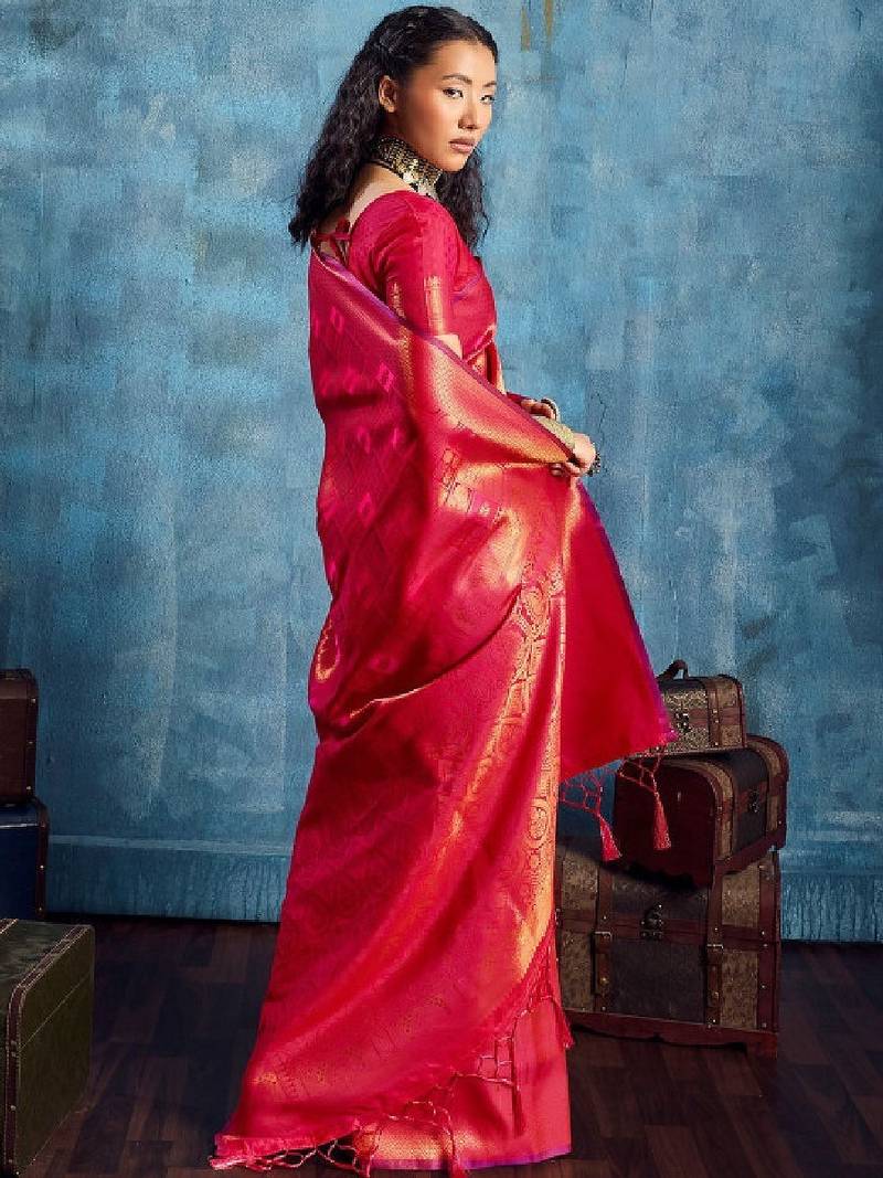 Woven design kanjeevaram saree with blouse piece