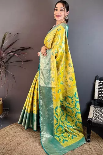 Woven design zari silk blend kanjeevaram saree
