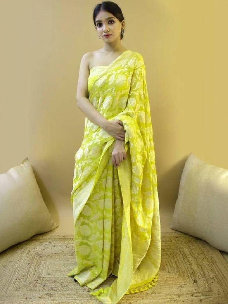 Woven design silk blend kanjeevaram saree