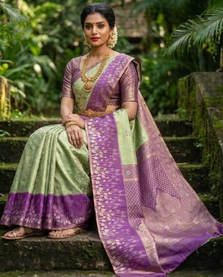 Woven design zari art silk designer kanjeevaram saree 4