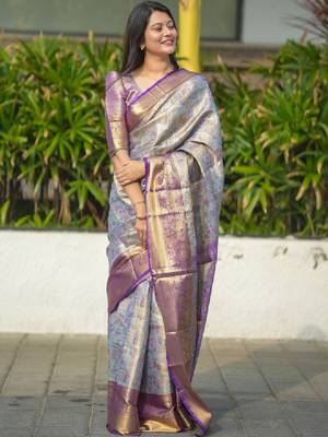Woven design zari silk blend kanjeevaram saree 2