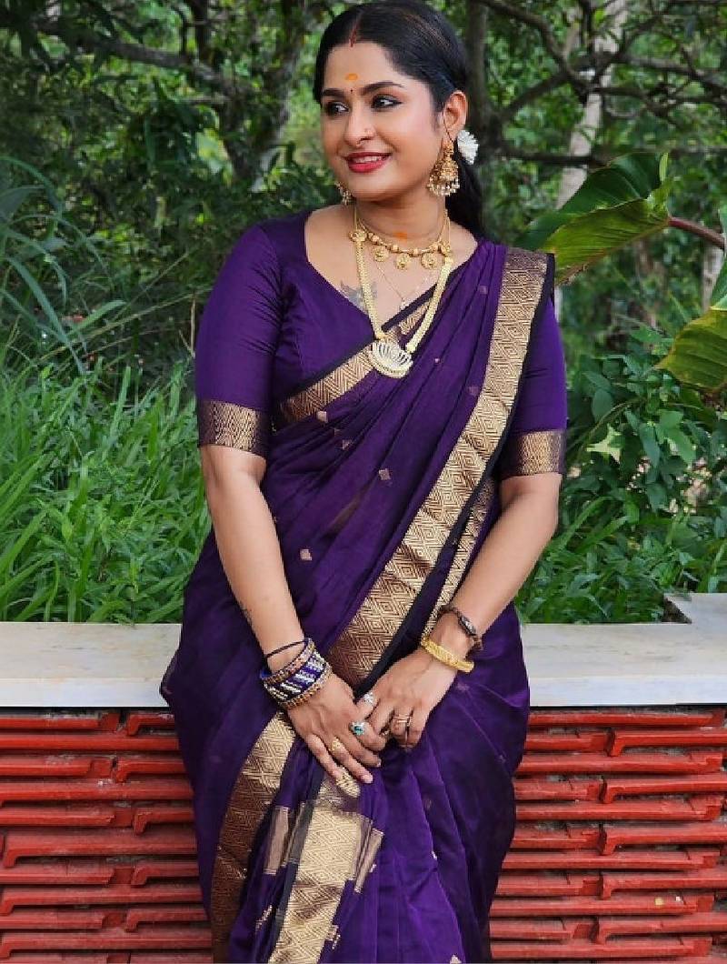 Zari silk blend kanjeevaram saree