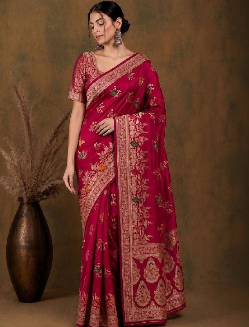 Woven design zari silk blend kanjeevaram saree