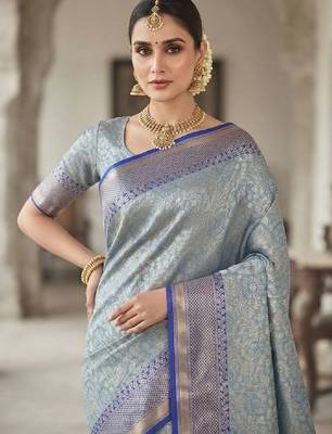 Woven design zari silk blend kanjeevaram saree 2
