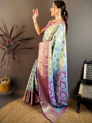 Woven design zari silk blend designer kanjeevaram saree 3