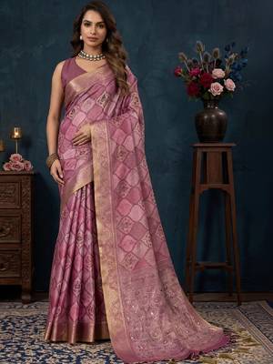 Woven design zari silk blend kanjeevaram saree 1