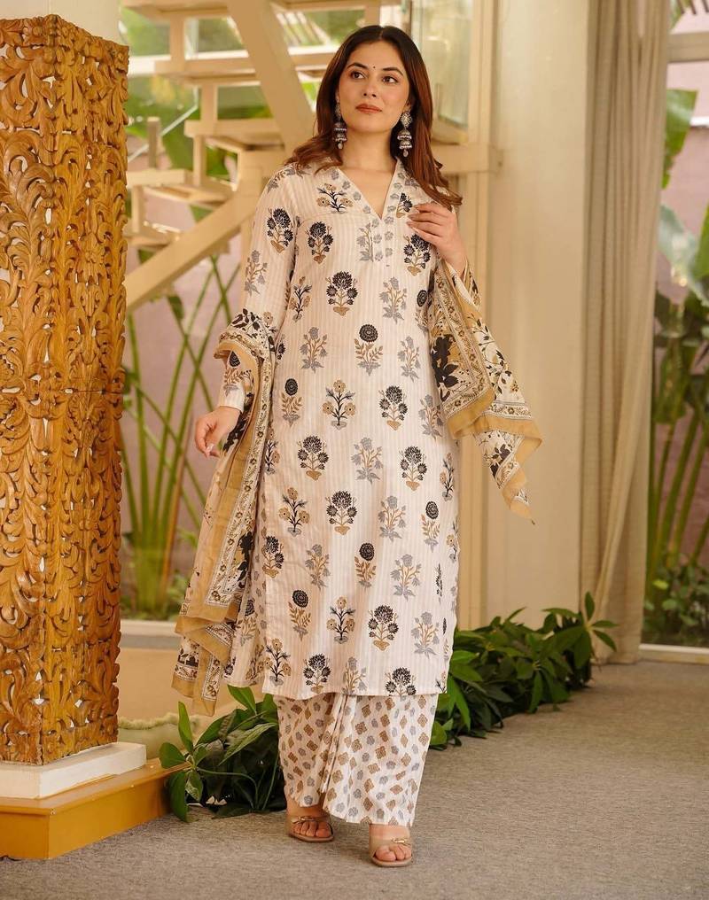 Off white rayon slub printed kurta pant with dupatta