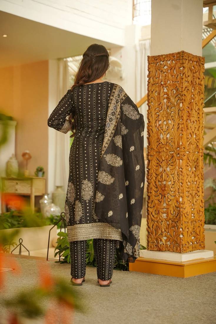 Beige rayon slub printed kurta pant with chanderi cotton dupatta