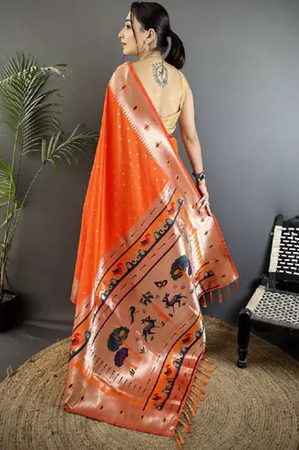 Ethnic motifs woven design zari silk blend designer kanjeevaram saree