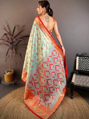 Floral zari silk blend designer kanjeevaram saree 2
