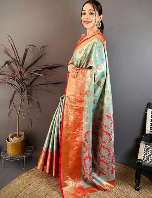 Floral zari silk blend designer kanjeevaram saree 3