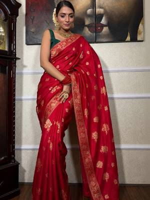 Woven design zari silk blend kanjeevaram saree 3
